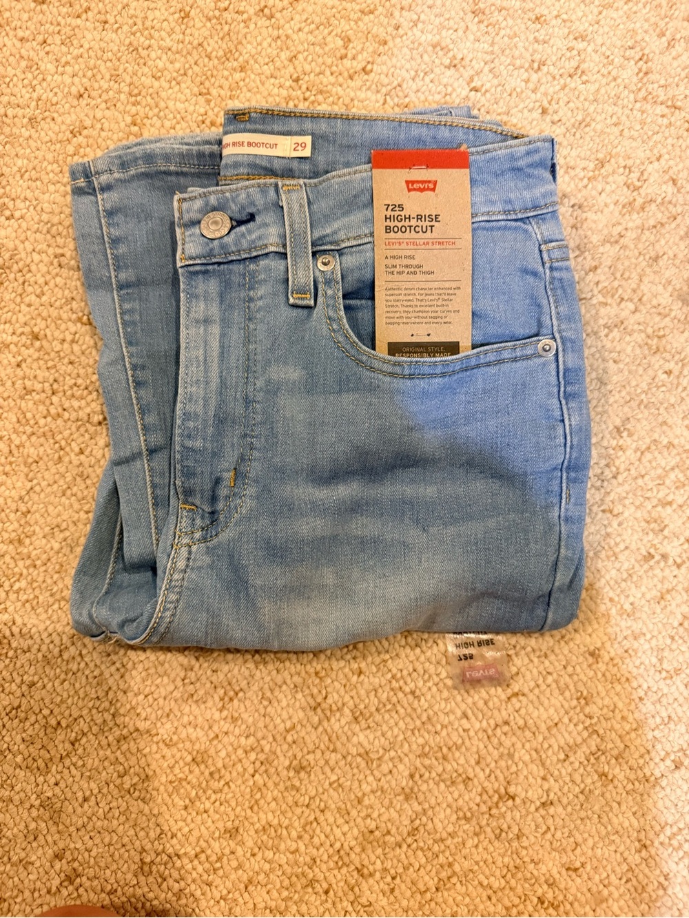 Levi's 725 High-Rise Bootcut Jeans - Light Blue Wash
